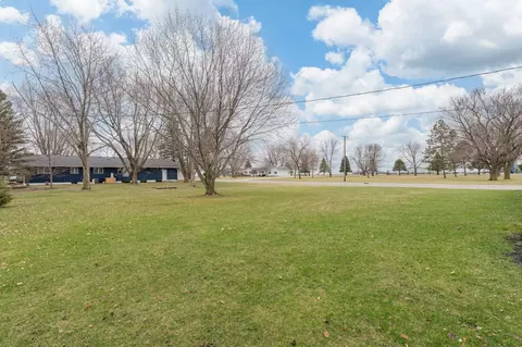 Exterior - 507 2nd Ave SE, Mapleton, MN 56065 photo 6 of 6