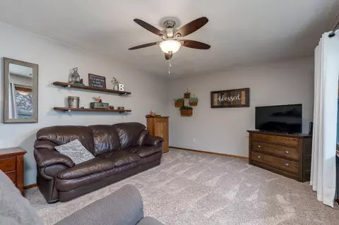 Living - 507 2nd Ave SE, Mapleton, MN 56065 photo 3 of 4