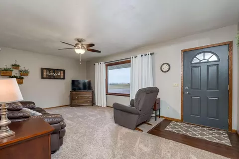 Entry Way - 507 2nd Ave SE, Mapleton, MN 56065 photo 1 of 1