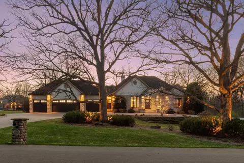 6985 Oak Ridge Rd, Hamel, MN 55340