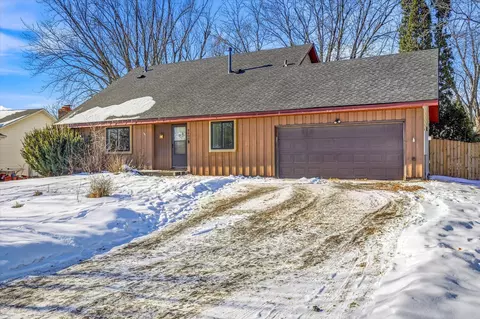 8200 Foothill Rd S, Cottage Grove, MN 55016