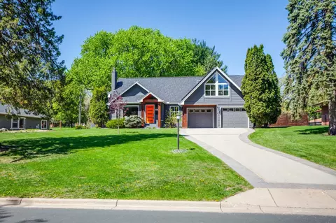 1431 Spring Valley Rd, Golden Valley, MN 55422