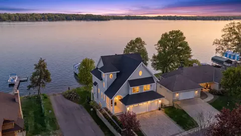 1748 Shorewood Ln, Mound, MN 55364