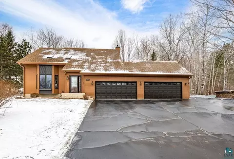 3241 Commonwealth Ave, Duluth, MN 55808