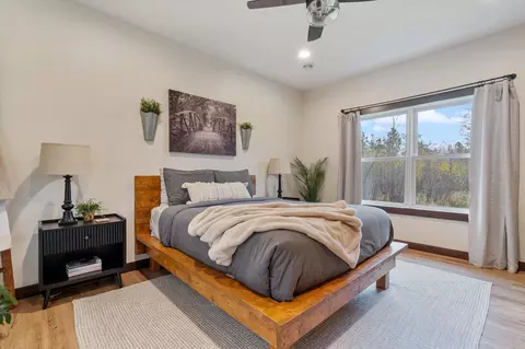 Bedroom - 59 E Riverside Rd, Esko, MN 55733 photo 1 of 4