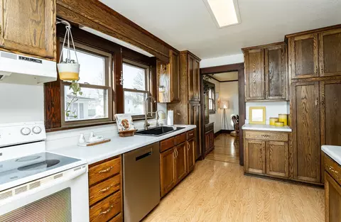 Kitchen - 115 2nd St SE, Plainview, MN 55964 photo 1 of 3
