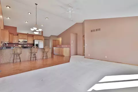 Living - 13441 Pine View Pl, Lindstrom, MN 55045 photo 7 of 13