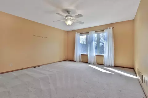 Bedroom - 13441 Pine View Pl, Lindstrom, MN 55045 photo 2 of 7