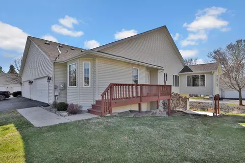 Exterior - 13441 Pine View Pl, Lindstrom, MN 55045 photo 4 of 11