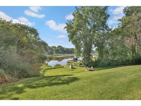 Exterior - 13441 Pine View Pl, Lindstrom, MN 55045 photo 10 of 11
