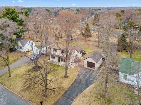 2051 107th Ave NW, Coon Rapids, MN 55433