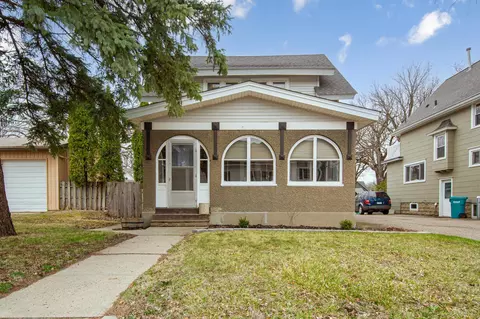 117 3rd Ave NE, Waseca, MN 56093