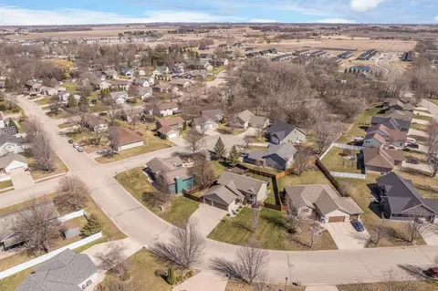 403 Perry St, Eagle Lake, MN 56024 photo 37