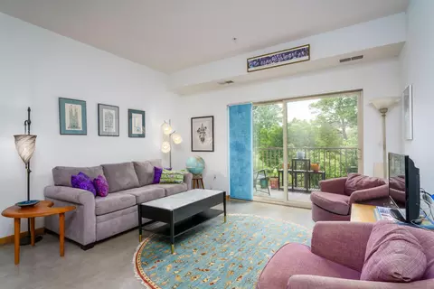 2929 21st Ave S #203, Minneapolis, MN 55407