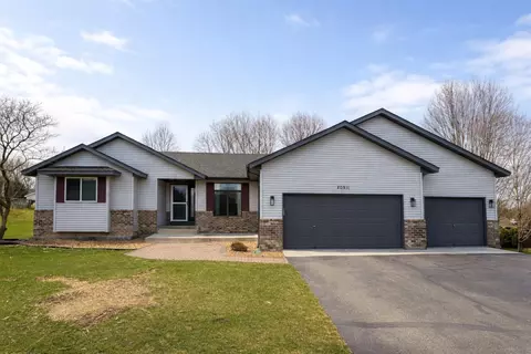 20911 Jameswood Ct, Lakeville, MN 55044
