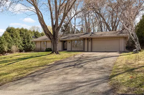 12751 Gerard Dr, Eden Prairie, MN 55346