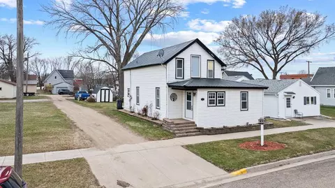 105 E Mcquestion St, Ghent, MN 56239