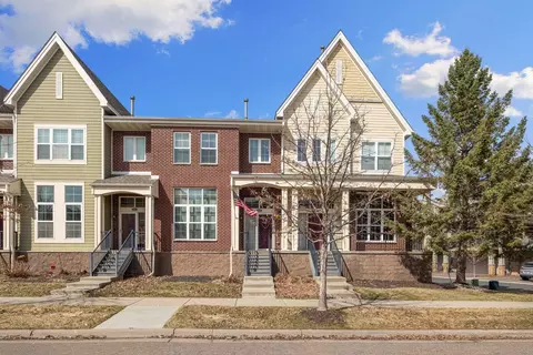 8147 Oakview Ln N, Maple Grove, MN 55369