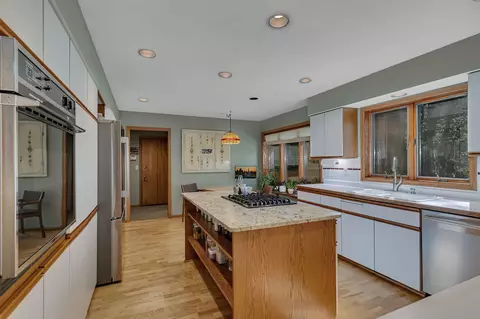 Kitchen - 4960 15th Ave SE, Saint Cloud, MN 56304 photo 3 of 6
