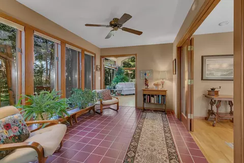 Entry Way - 4960 15th Ave SE, Saint Cloud, MN 56304 photo 4 of 7