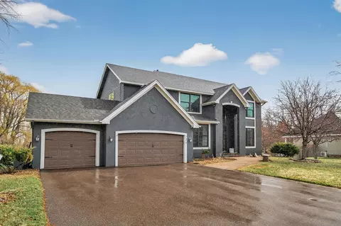 7319 Fawn Hill Rd, Chanhassen, MN 55317