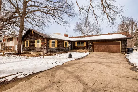 101 19th Ave N, Fargo, ND 58102