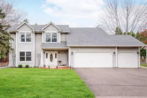 3751 Thomas Ct, Vadnais Heights, MN 55127