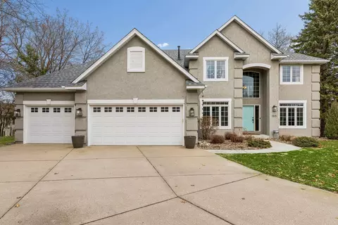 1515 Broken Oak Ct, Lino Lakes, MN 55038