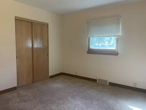 Bedroom - 207 E Hollett St, Tracy, MN 56175 photo 2 of 4