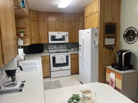 Kitchen - 207 E Hollett St, Tracy, MN 56175 photo 2 of 2