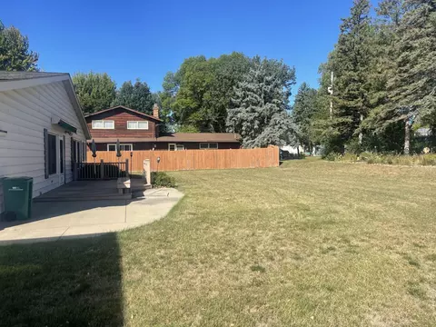 Exterior - 207 E Hollett St, Tracy, MN 56175 photo 2 of 10