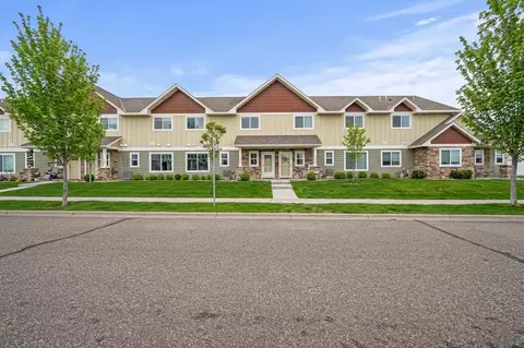 6976 Lancaster Way NE, Albertville, MN 55301