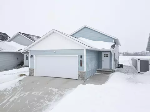 6028 78 Ave S, Horace, ND 58047