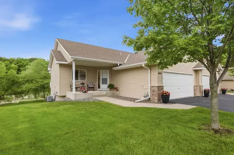 605 Amber Ln, Buffalo, MN 55313