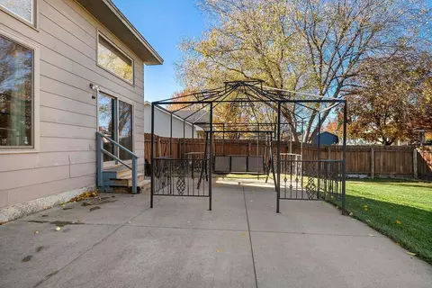 Exterior - 8310 114th Pl N, Champlin, MN 55316 photo 5 of 11