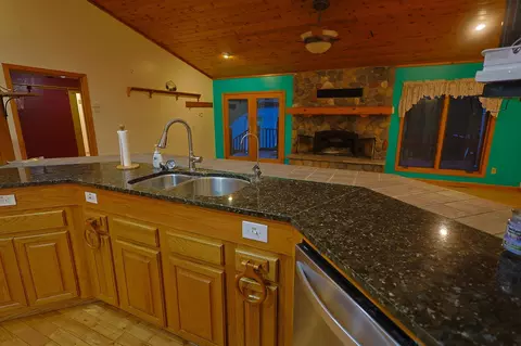 Kitchen - 38700 Osprey Trl, Laporte, MN 56461 photo 3 of 12