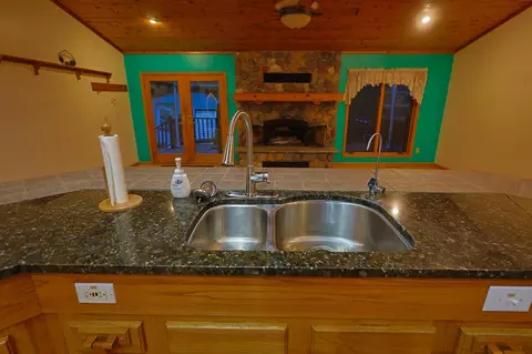 Kitchen - 38700 Osprey Trl, Laporte, MN 56461 photo 2 of 12
