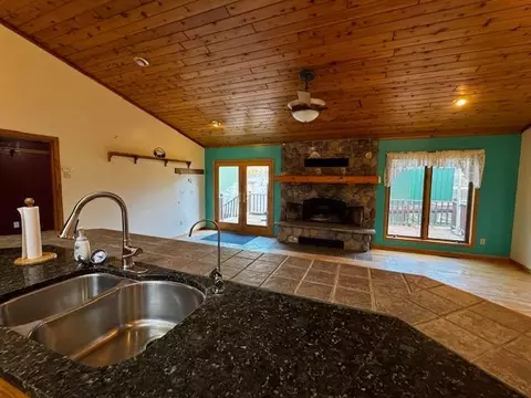 Kitchen - 38700 Osprey Trl, Laporte, MN 56461 photo 8 of 12