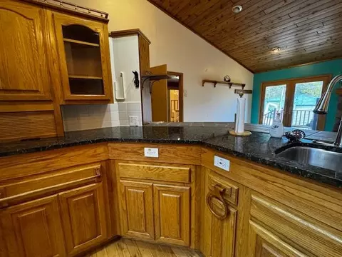Kitchen - 38700 Osprey Trl, Laporte, MN 56461 photo 10 of 12
