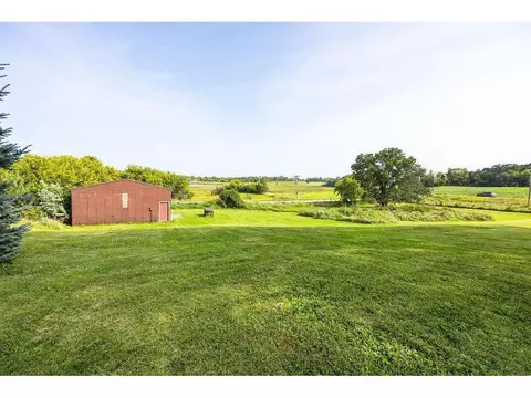 Exterior - 9726 E 280th St, Webster, MN 55088 photo 6 of 9