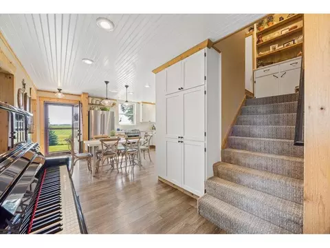 Entry Way - 9726 E 280th St, Webster, MN 55088 photo 3 of 11