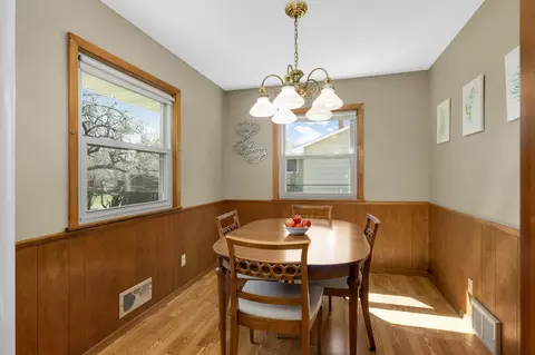 Dining - 3020 Woodlark Ln, Eagan, MN 55121 photo 2 of 2