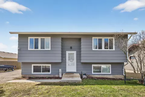 507 3rd Ave SW, Kasson, MN 55944