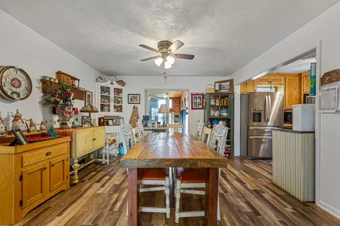 Dining - 636 8th St, Westbrook, MN 56183 photo 3 of 3