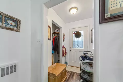 Entry Way - 636 8th St, Westbrook, MN 56183 photo 1 of 2