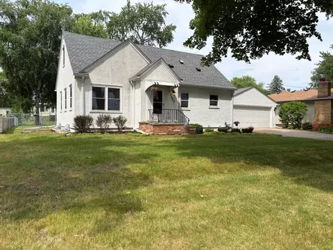 2663 16th Ave E, North Saint Paul, MN 55109