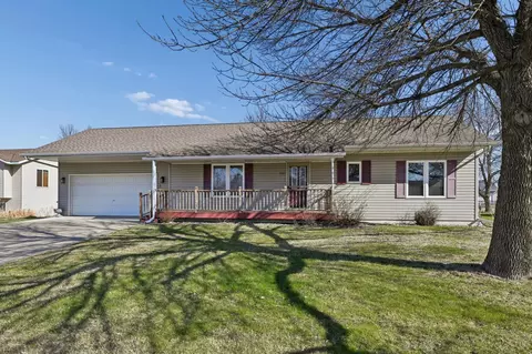 503 17th St W, Glencoe, MN 55336