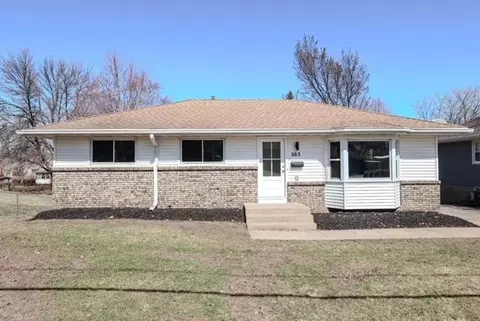 303 Haskell St E, West Saint Paul, MN 55118