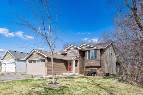 6204 39th Ave N, Crystal, MN 55422