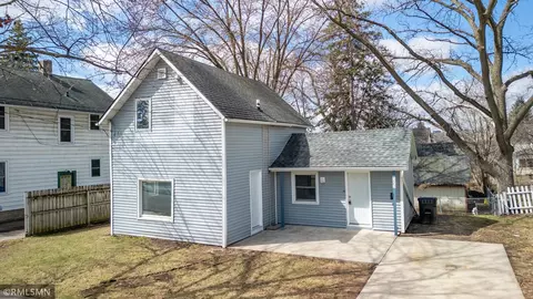 323 7th Ave SE, Rochester, MN 55904